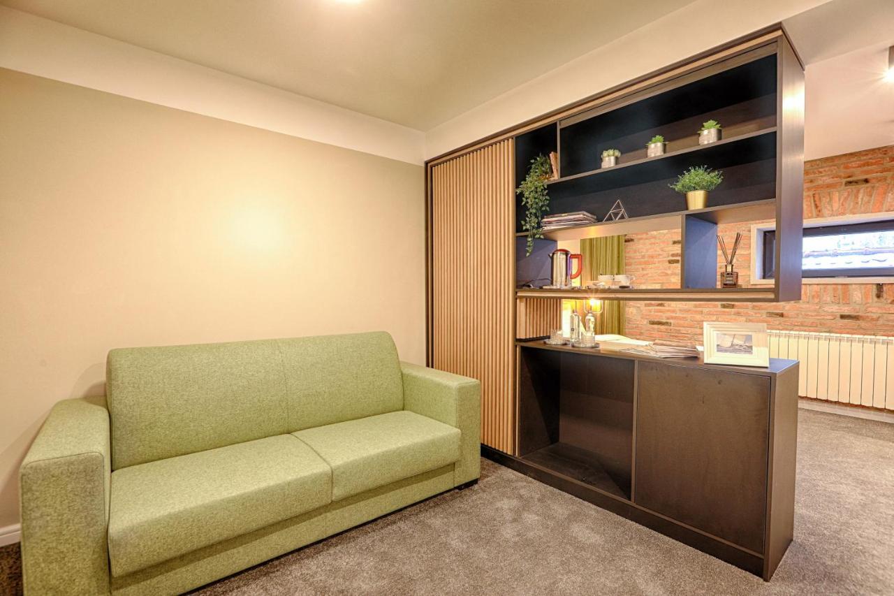 Nani Nani Boutique Hotel Brassó Kültér fotó